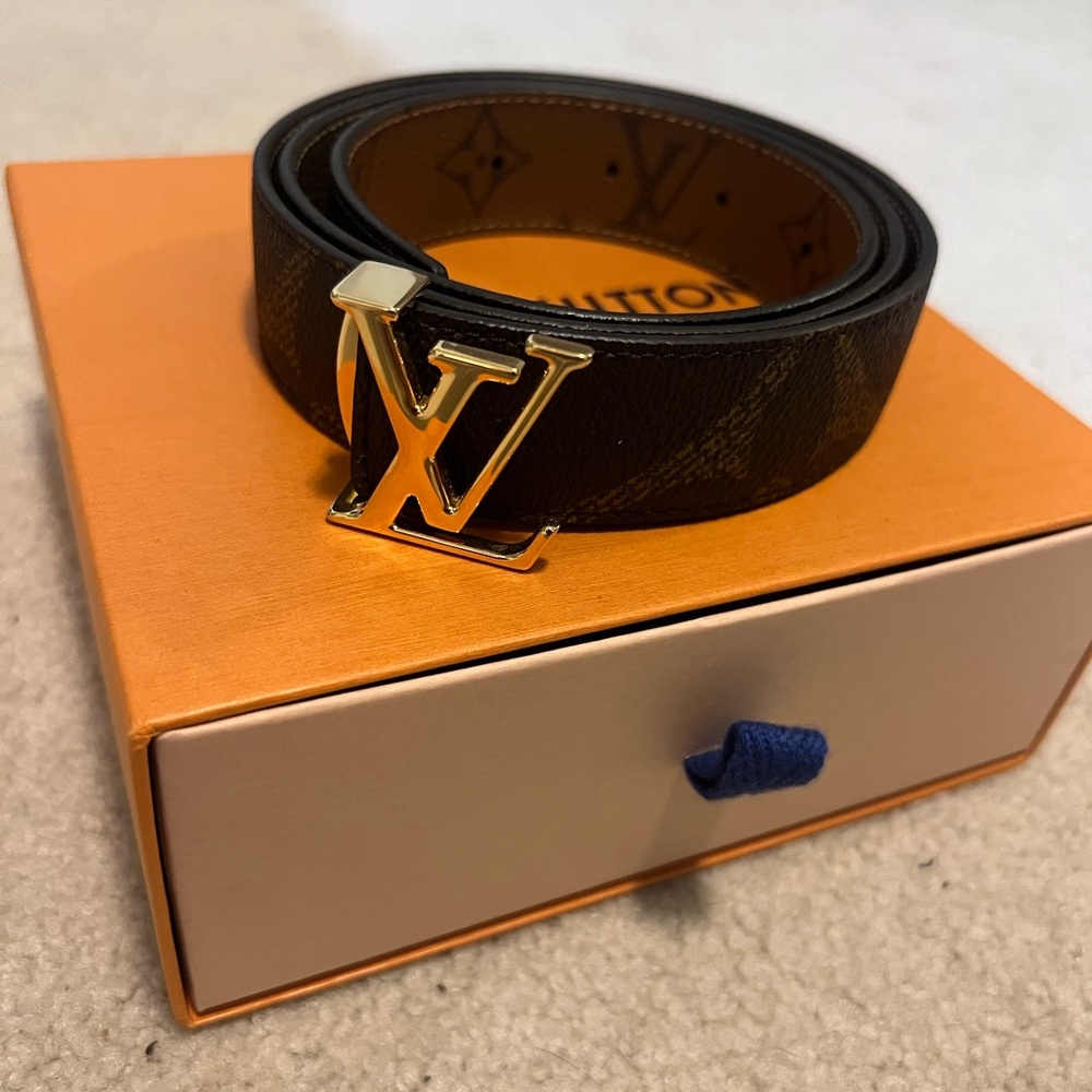 Louis Vuitton Reversible Belt